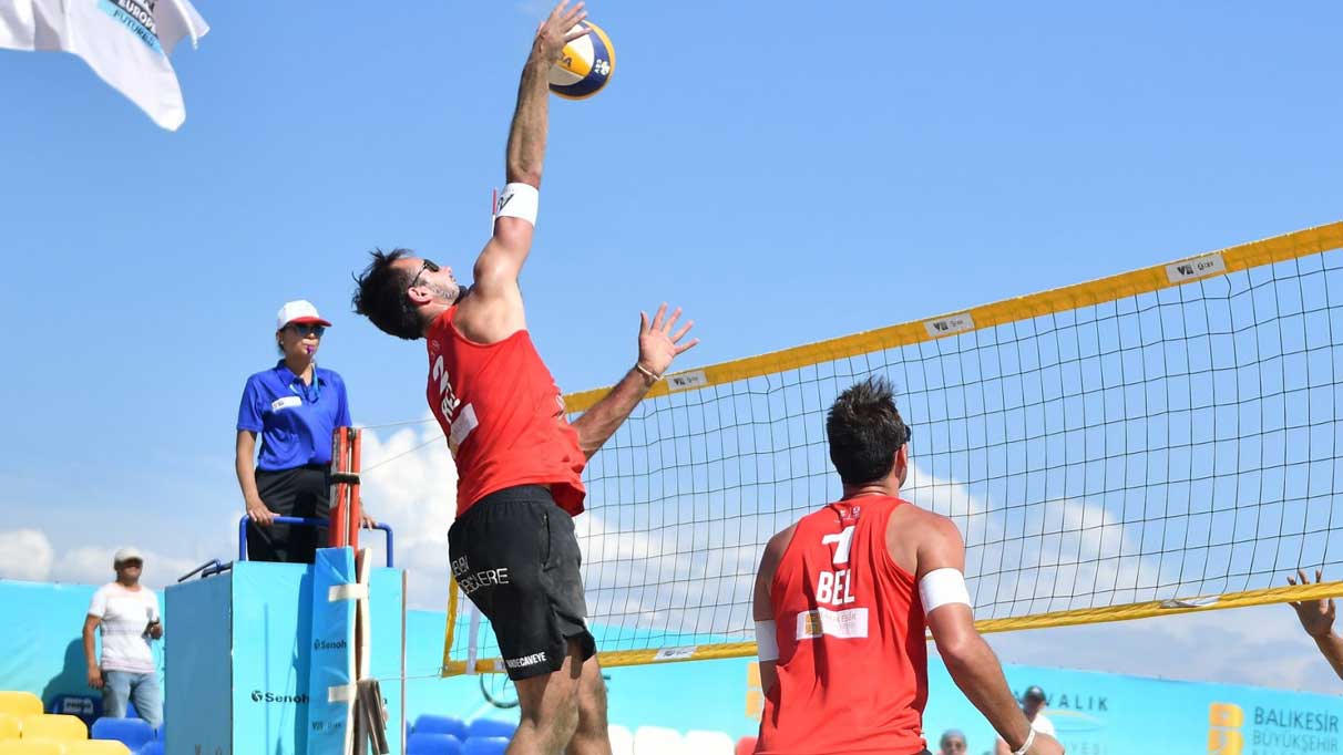 Erciyes'te plaj voleybolu turnuvası devam ediyor