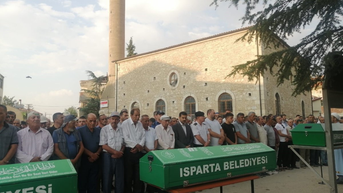 Dünür katliam yarattı! Bir aileden 4 kişiyi öldürdü!