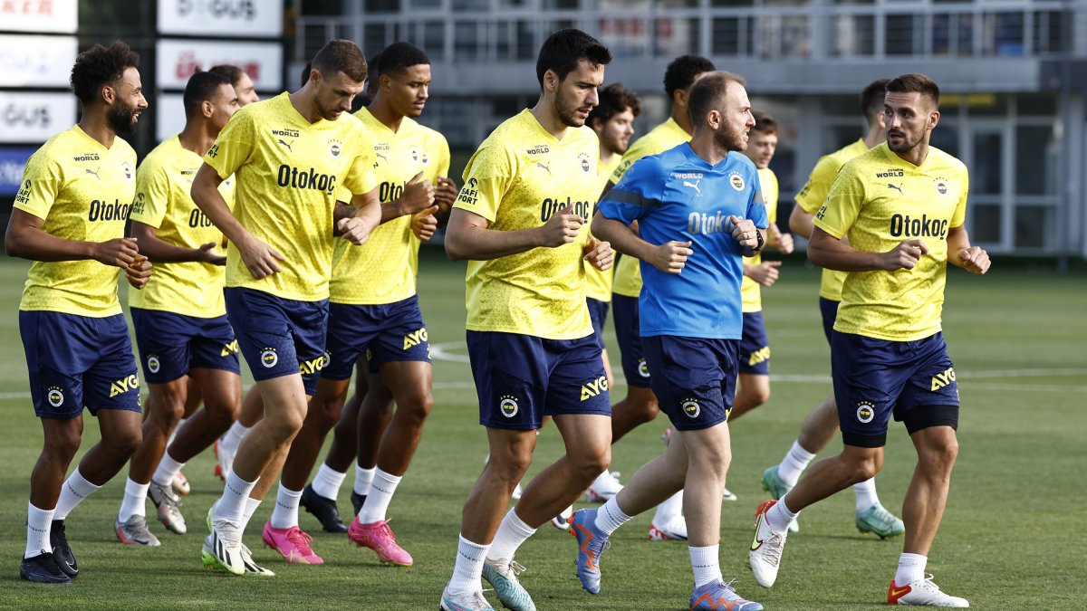 Fenerbahçe, Samsunspor maçı hazırlıklarına devam etti