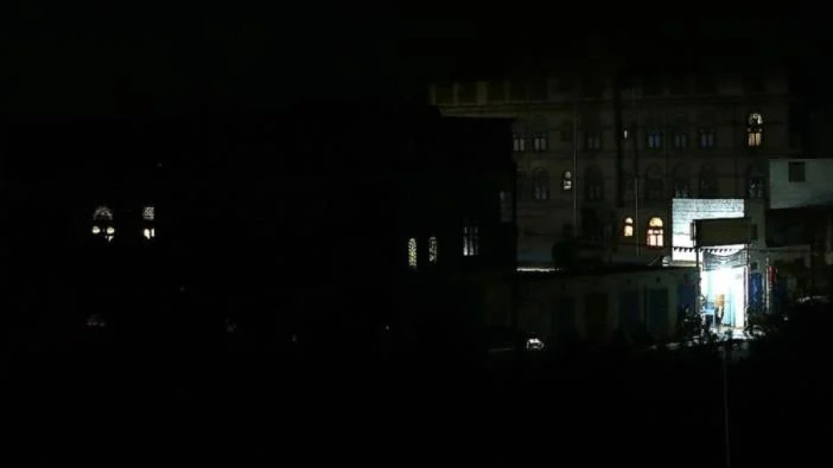 Yakıt sıkıntısı nedeniyle elektrik sisteminin %80'i durdu