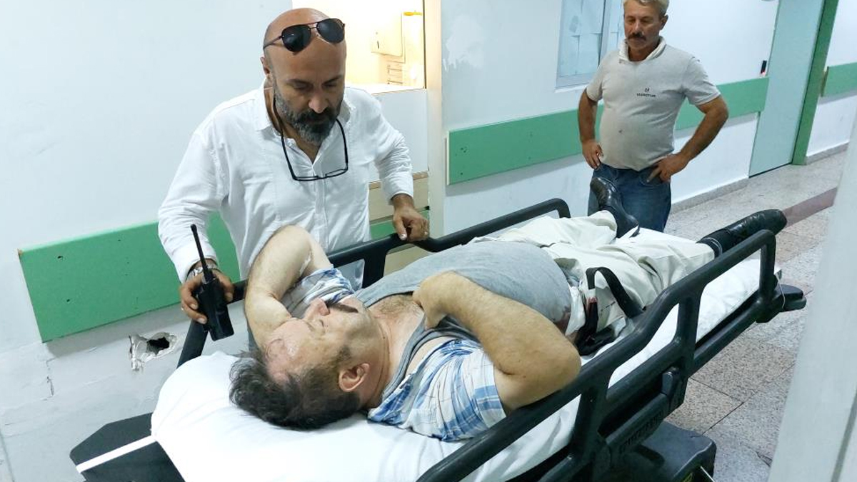 Samsun'da bıçaklı demir çubuklu kavga: 2 yaralı