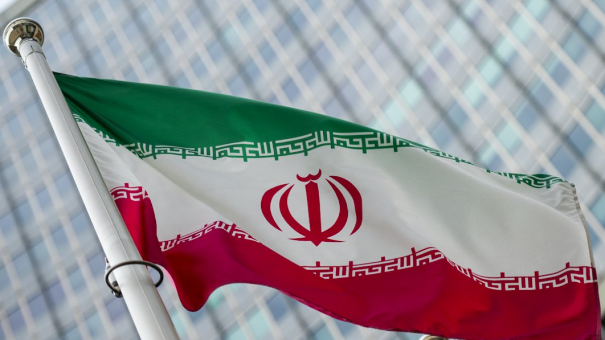 İngiltere, Fransa ve Almanya’dan İran'a balistik füze yaptırımı!