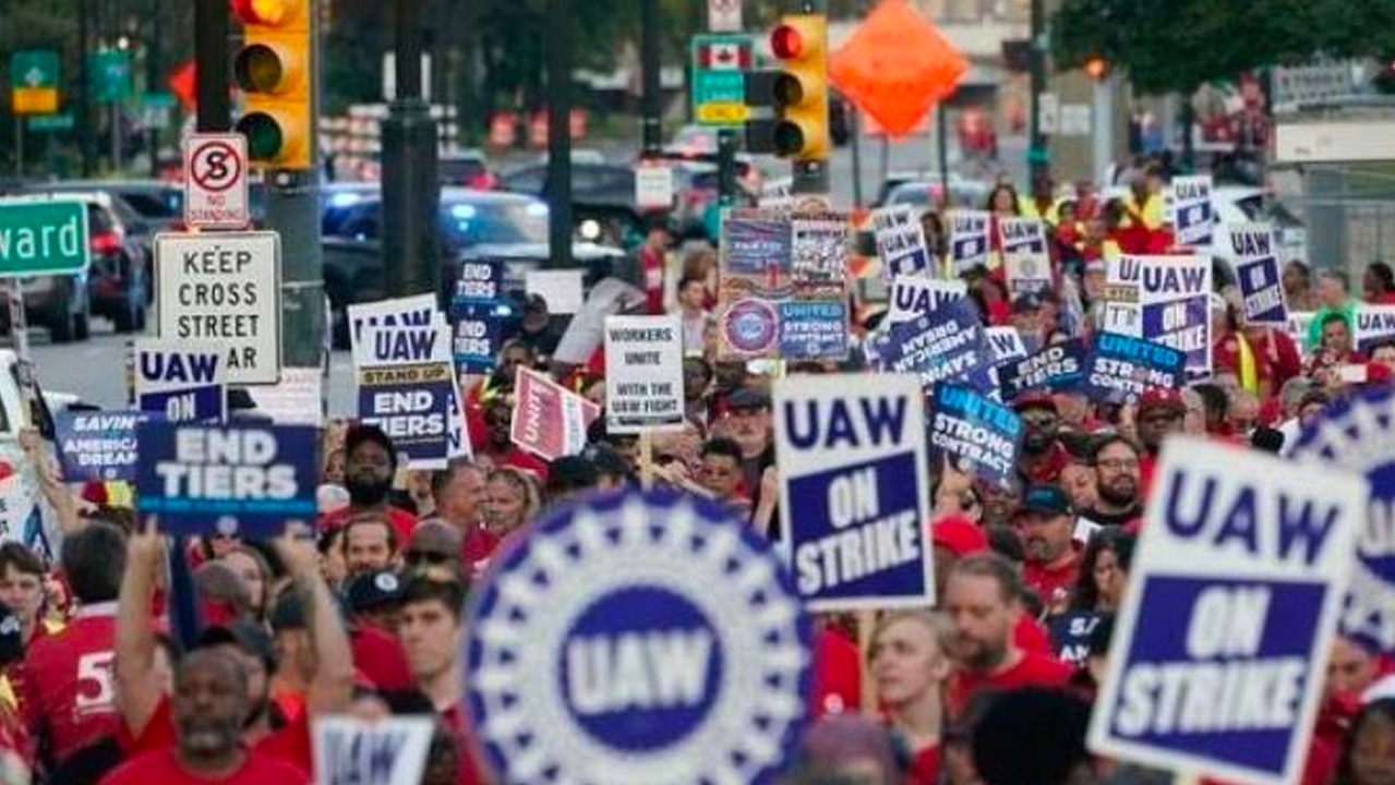 ABD'de otomotiv işçileri sendikası greve devam eediyor