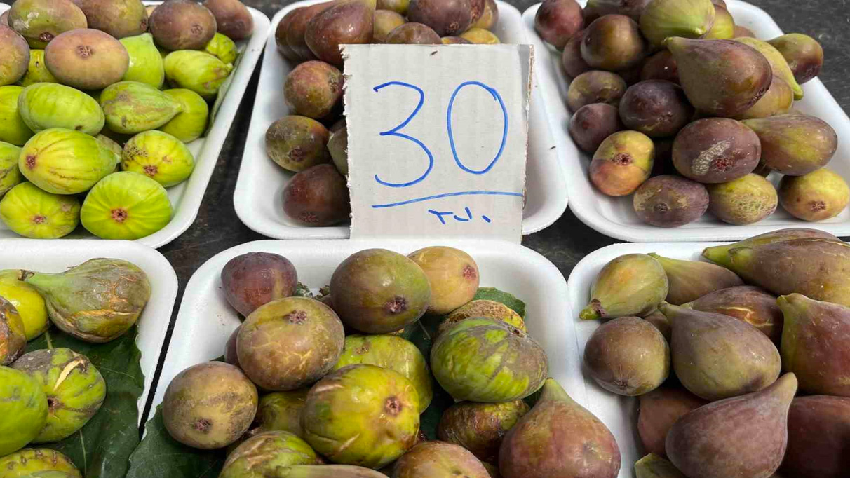 Tezgahlarda incir bereketi : Kilosu 30 lira