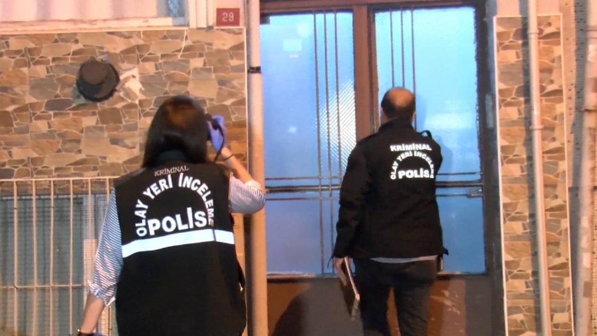 İstanbul'da yalnız yaşayan kadın evinde ölü bulundu