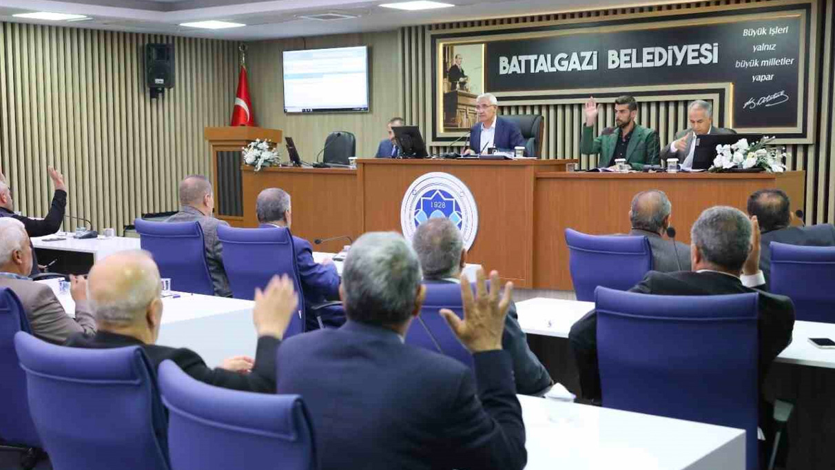Battalgazi Belediye Meclisi 2024 yılı ücret tarifelerini belirledi