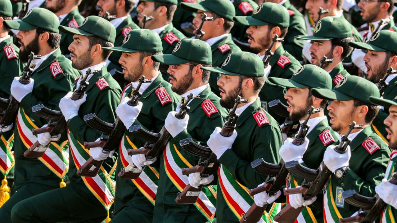 İran Devrim Muhafızlar Ordusu: "Tüm ABD üsleri ve uçuşları gözlem altındadır"