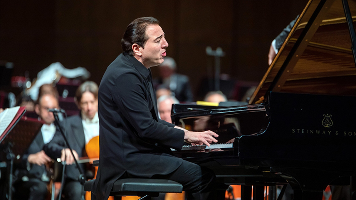 Piyanist Fazıl Say, 8 Kasım'da piyano resitali verecek