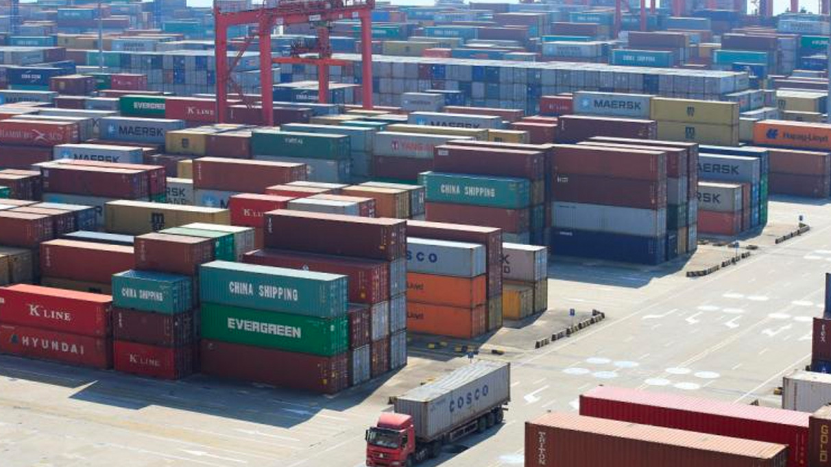 Çin'in ihracatı 6 aydır geriliyor
