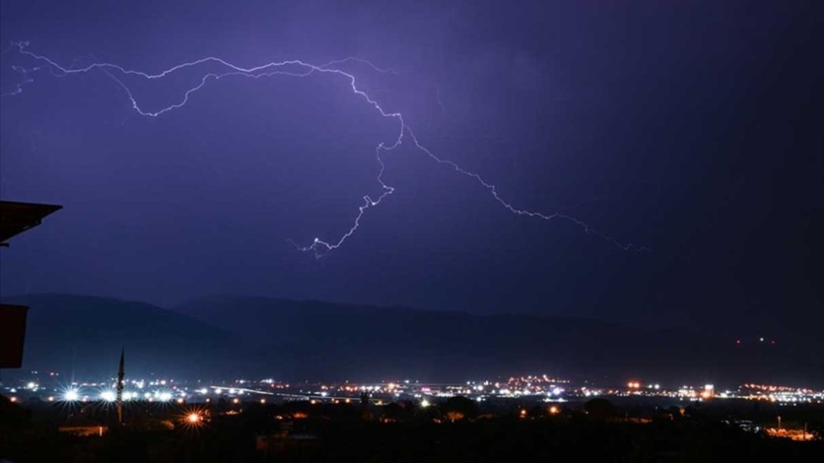 Meteoroloji'den uyarı: Bu illerde kuvvetli yağış bekleniyor