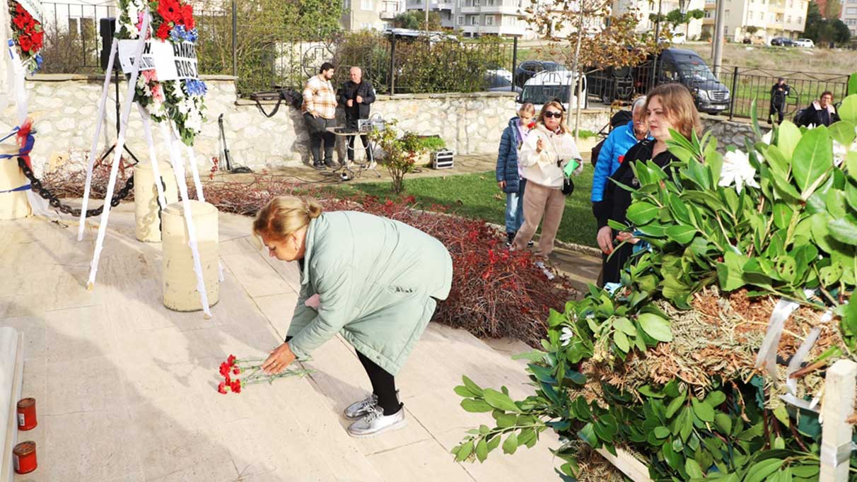 Gelibolu'da hayatını kaybeden Beyaz Ruslar anıldı