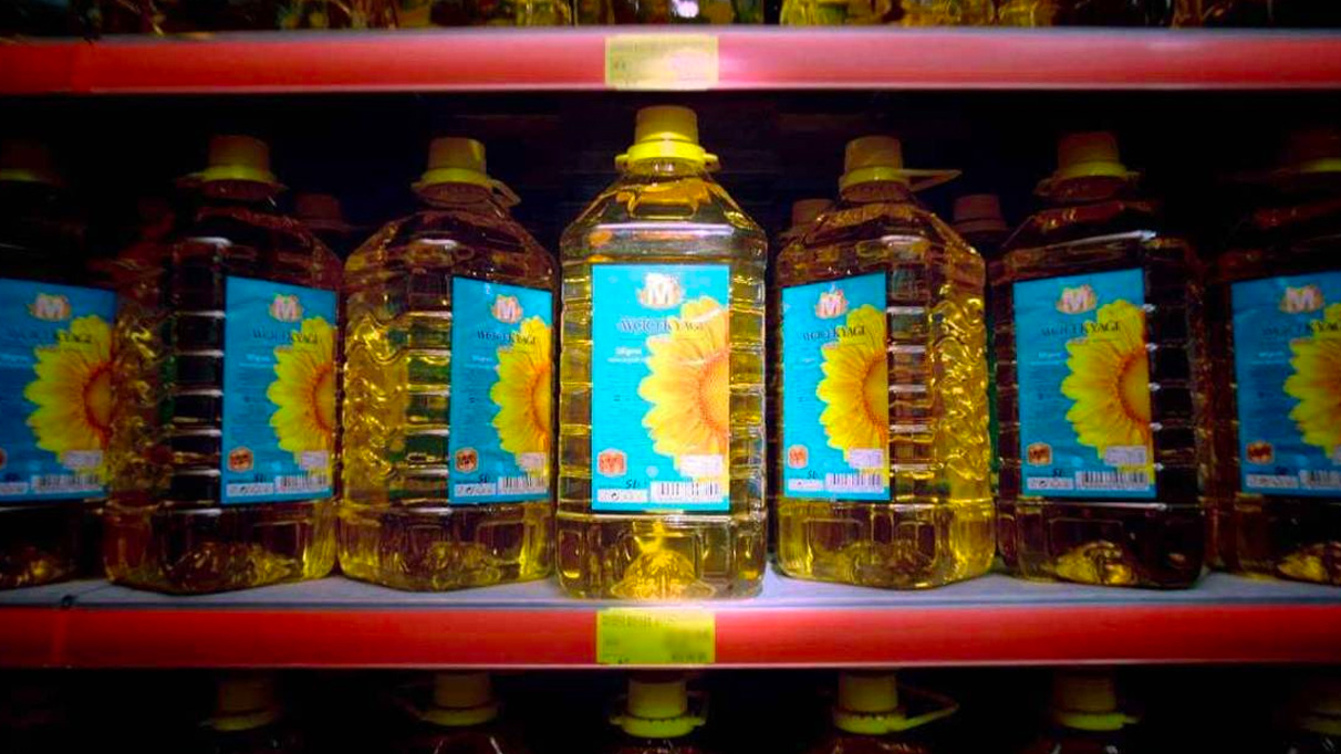 Bu market bedava 5 litrelik ayçiçek yağı dağıtıyor