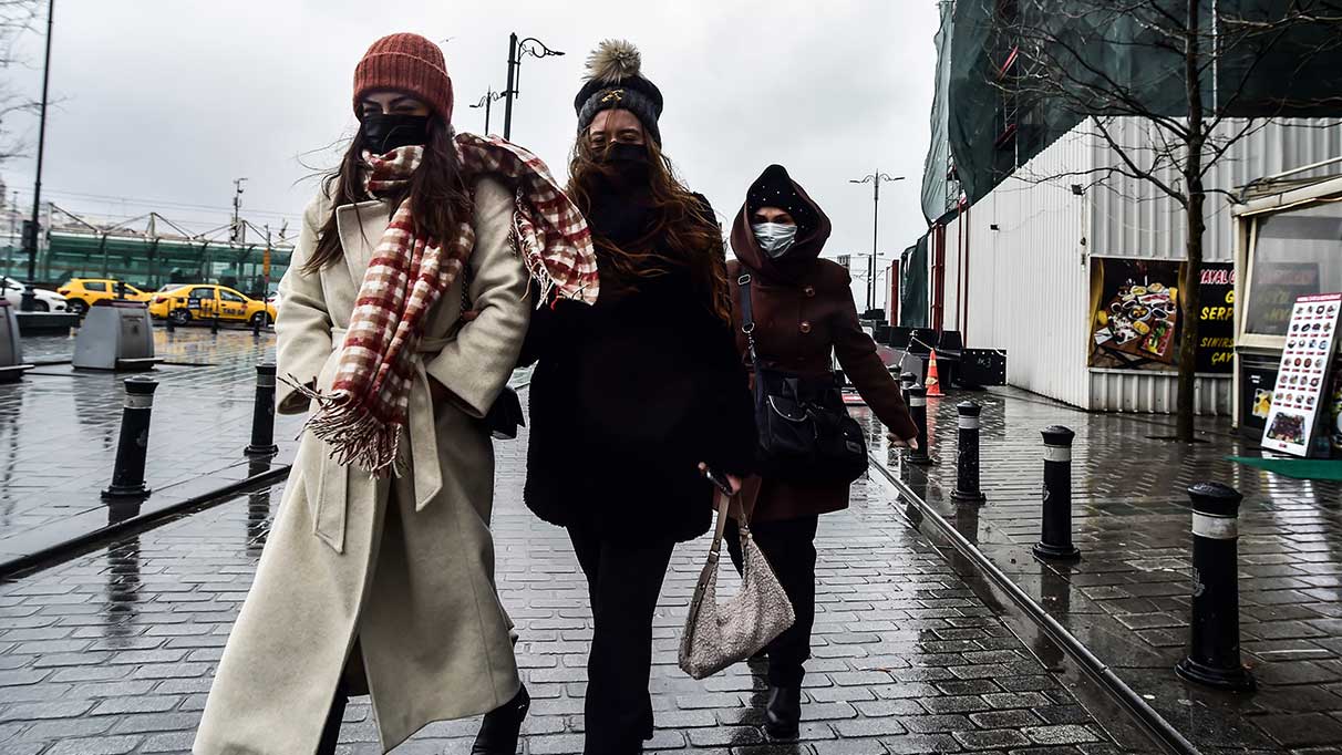 Uzmanlar uyarıyor! Kış depresyonuyla geldi