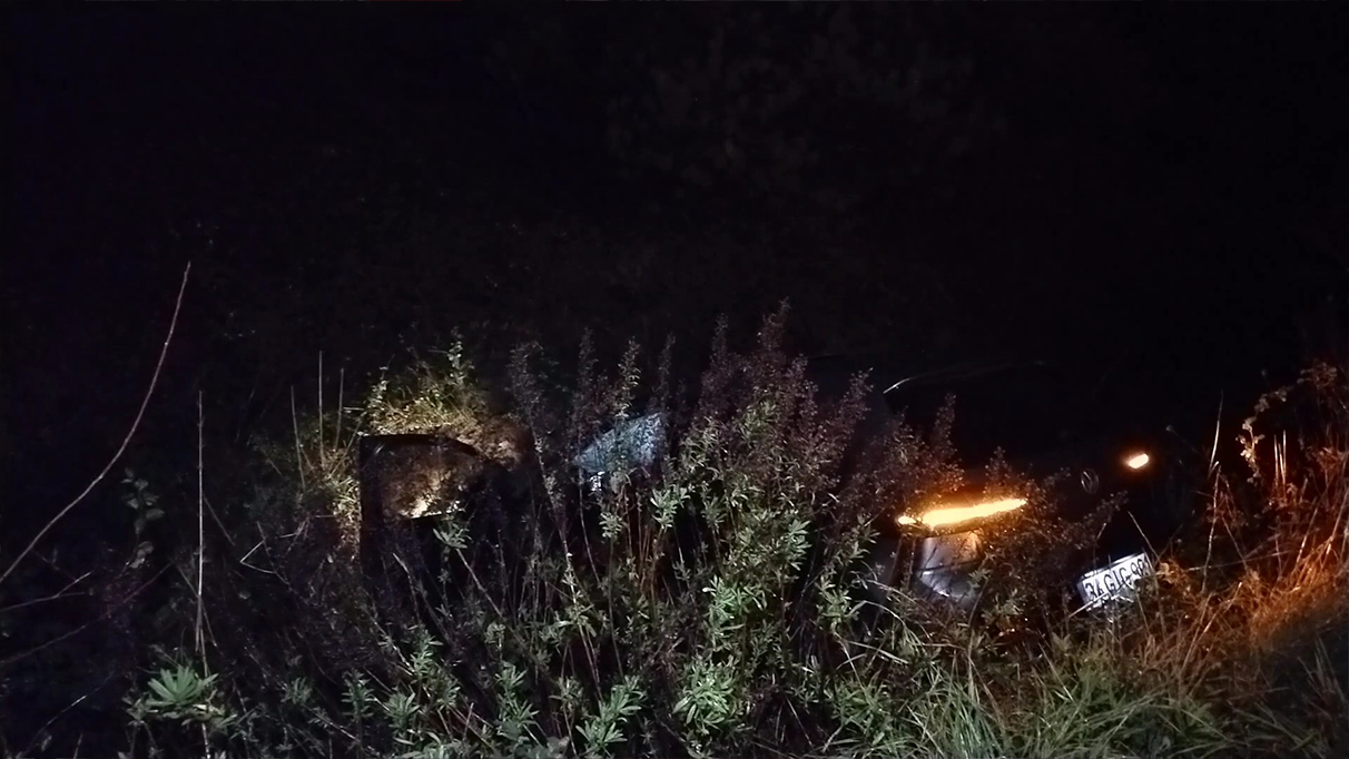 Zonguldak'ta araç şarampole yuvarlandı: 1 bebek yaşamını yitirdi 3 kişi yaralandı