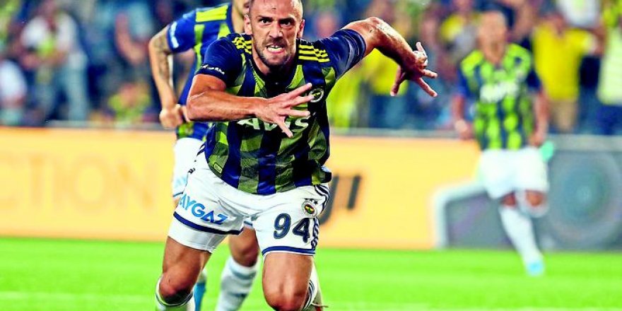 Fenerbahçeli oyuncu Vedat Muriç'e Manchester United kancası