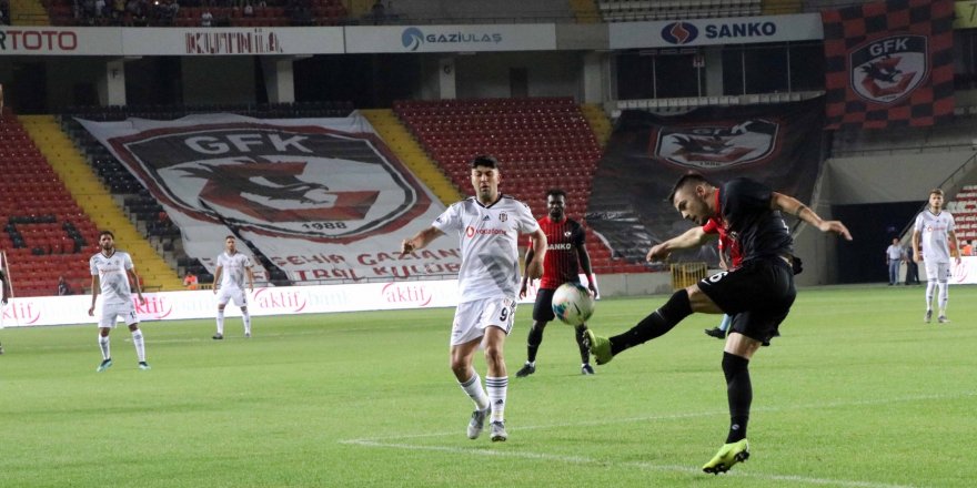 Gazişehir Gaziantep, 3-2 Beşiktaş'ı yendi!