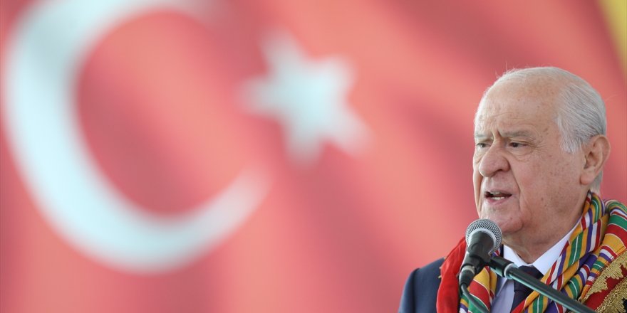 Ümit Karadağ: "Merak ettim, Bahçeli bu sözlerinin de arkasında mı?"