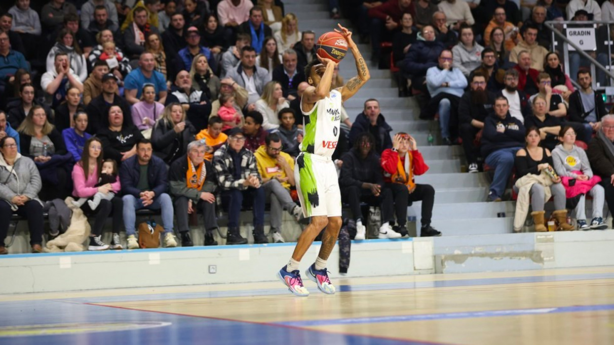 Manisa BBSK Fransa’dan galibiyetle döndü