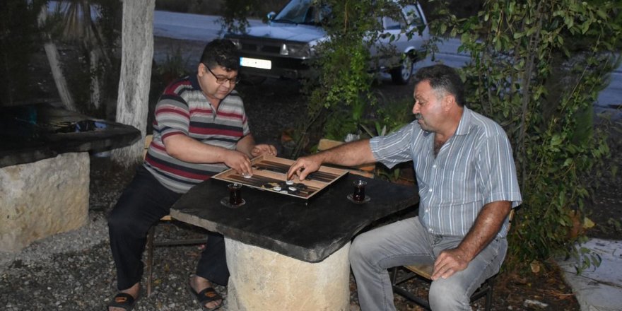 2 bin yıllık mermer taş kahvehanede böyle kullanılmış!