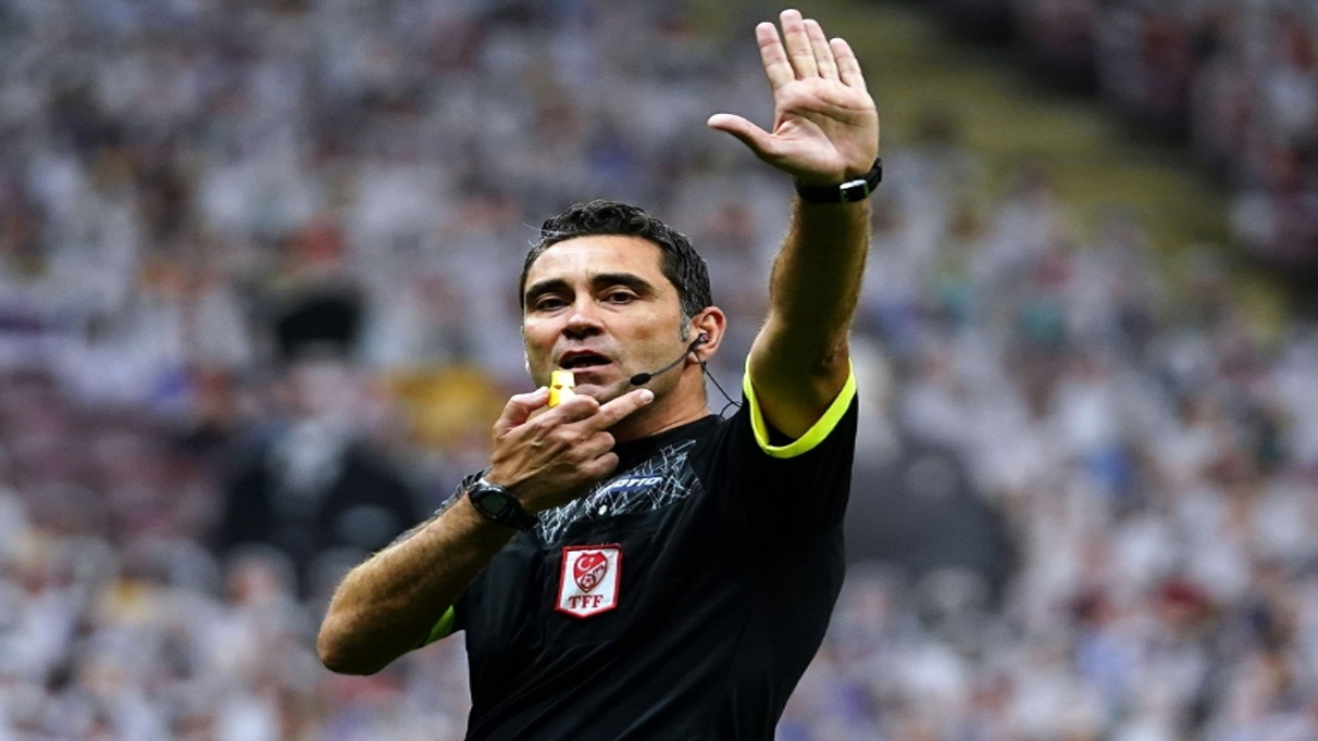 Beşiktaş - Galatasaray derbisinin VAR’ı Koray Gençerler oldu