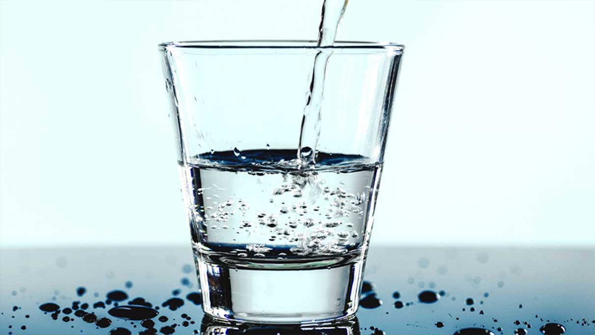 Diyetisyen Cemre Kamalı açıkladı iftardan sahura kadar ne kadar su tüketilmeli