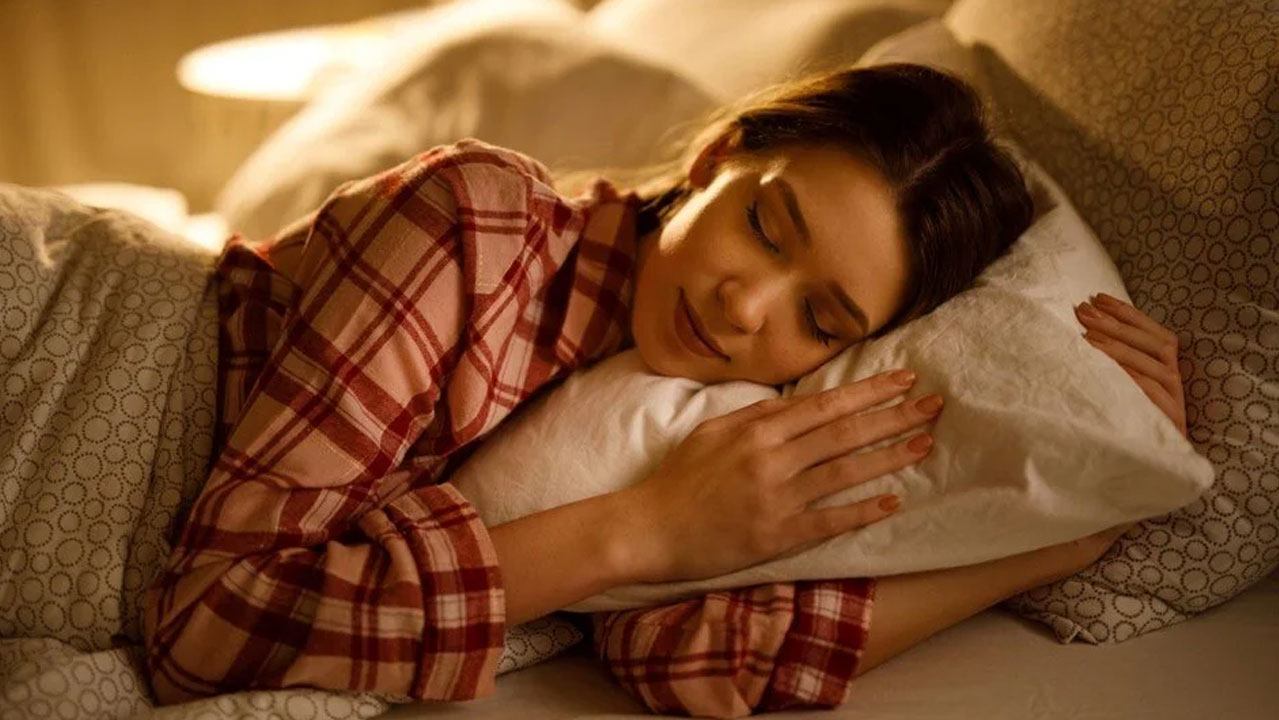 Rüyada uyuduğunuzu görmek ne anlama gelir