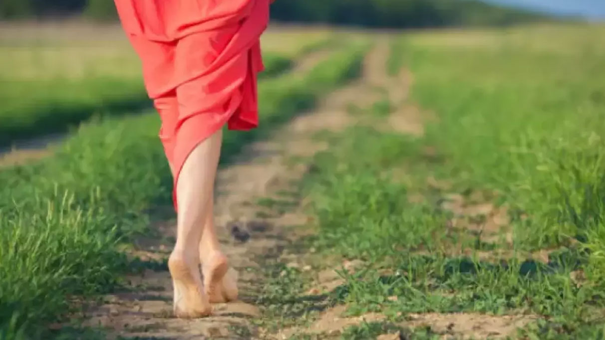 Yalın ayakla toprağa neden basılır? İşte uzmanlardan ilaç gibi sözler