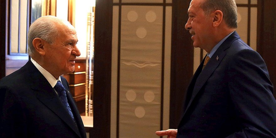 Bahçeli'den Erdoğan'a tebrik telefonu