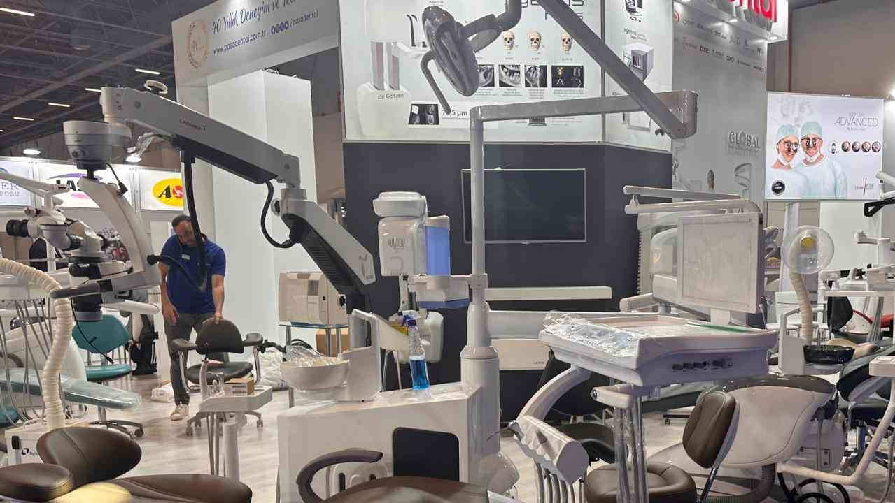 Diş malzemeleri sektöründe 120 ülkeden 30 bin yabancı İstanbul’a geldi