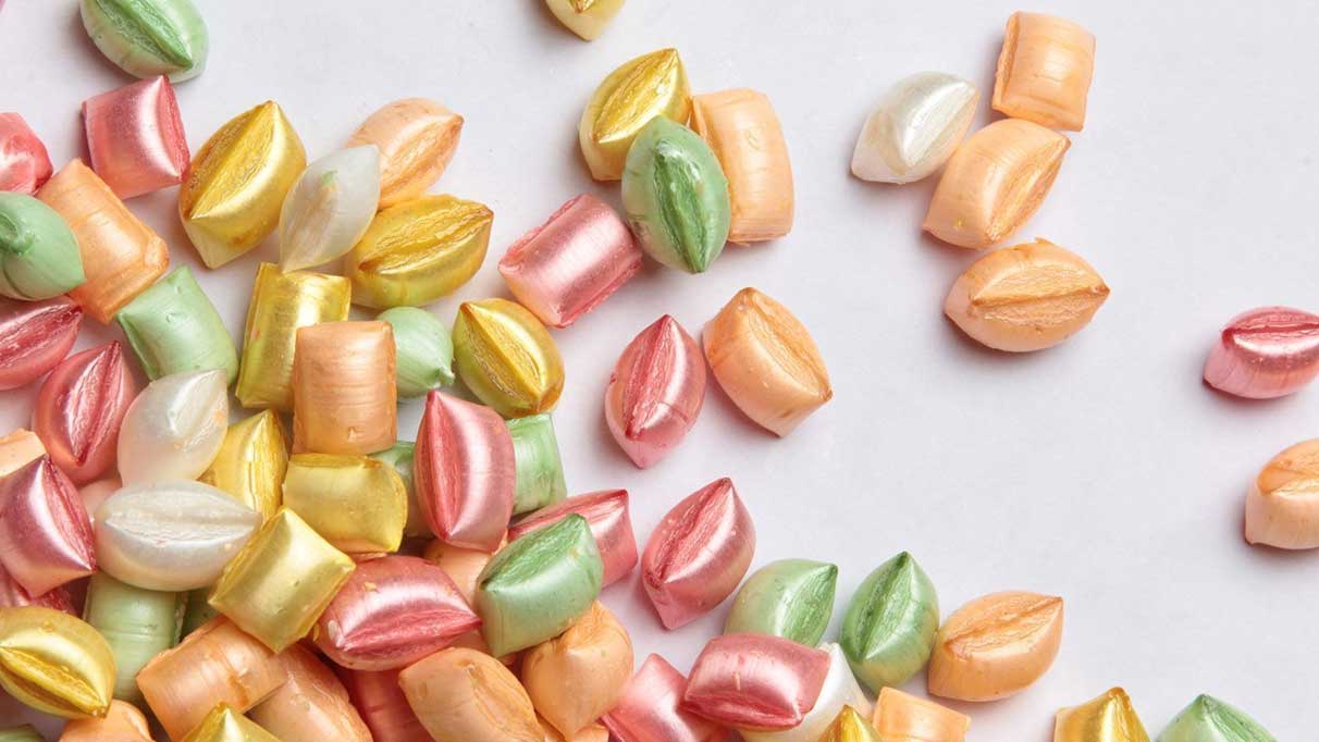 Rüyada renkli şekerler görmek ne anlama gelir?