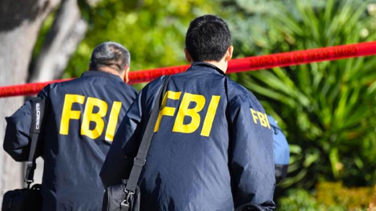 FBI soruşturuyor. Seçim danışmanları hacklendi mi?