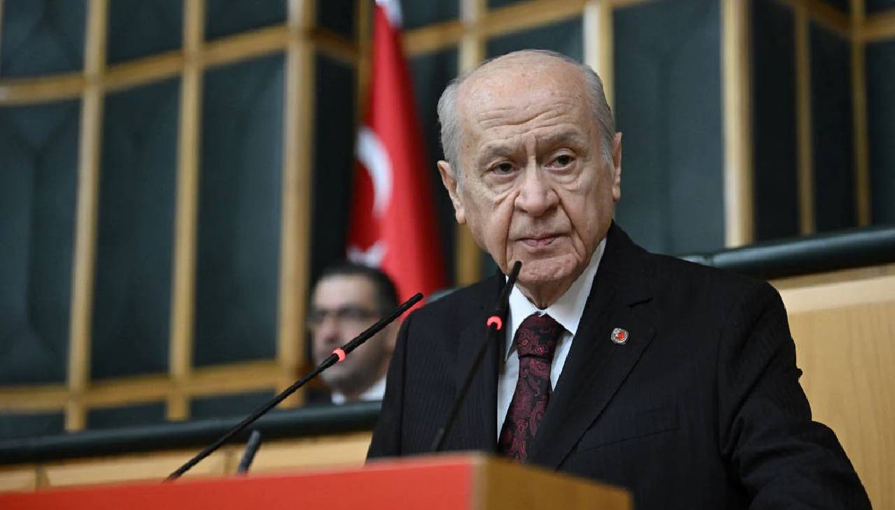 Bahçeli’de Özel ve Halk TV’ye gözdağı! 4 soytarıyla MHP’yi sorgulayamazsınız