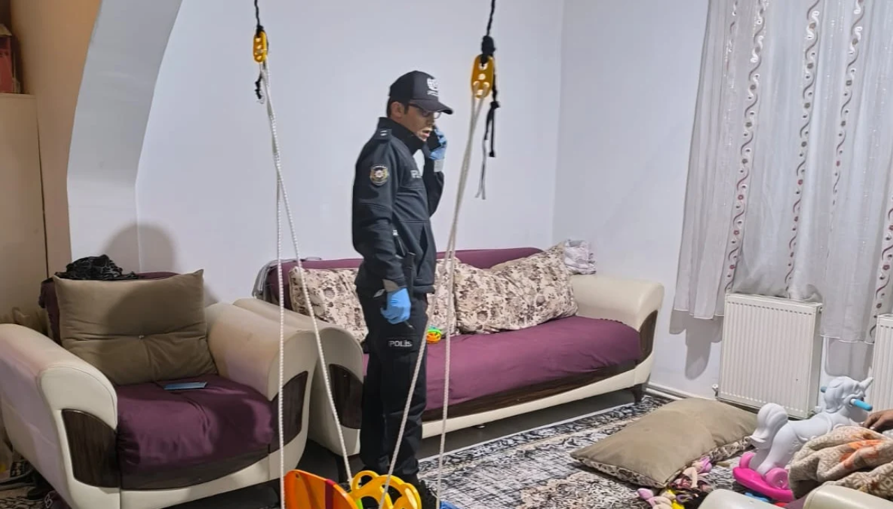 Doğalgaz faciası: Baba öldü, anne ve 2 çocuk hastanede