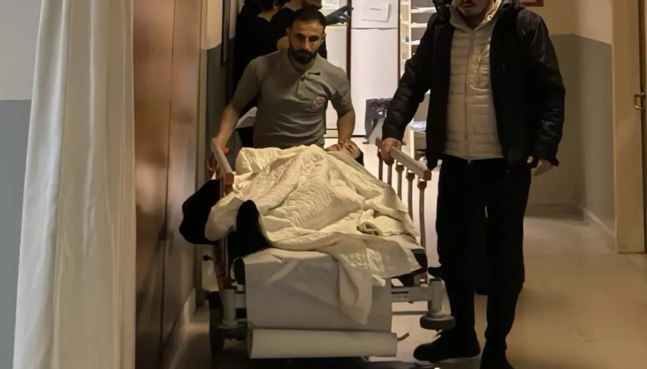 Kabusu yaşadı: Kucağında sıcak su torbası patladı, hastanelik oldu