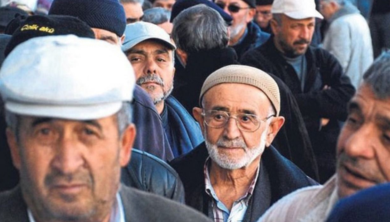 İBB'den emeklilere müjde: Yalnızca 1 TL ödeyecek