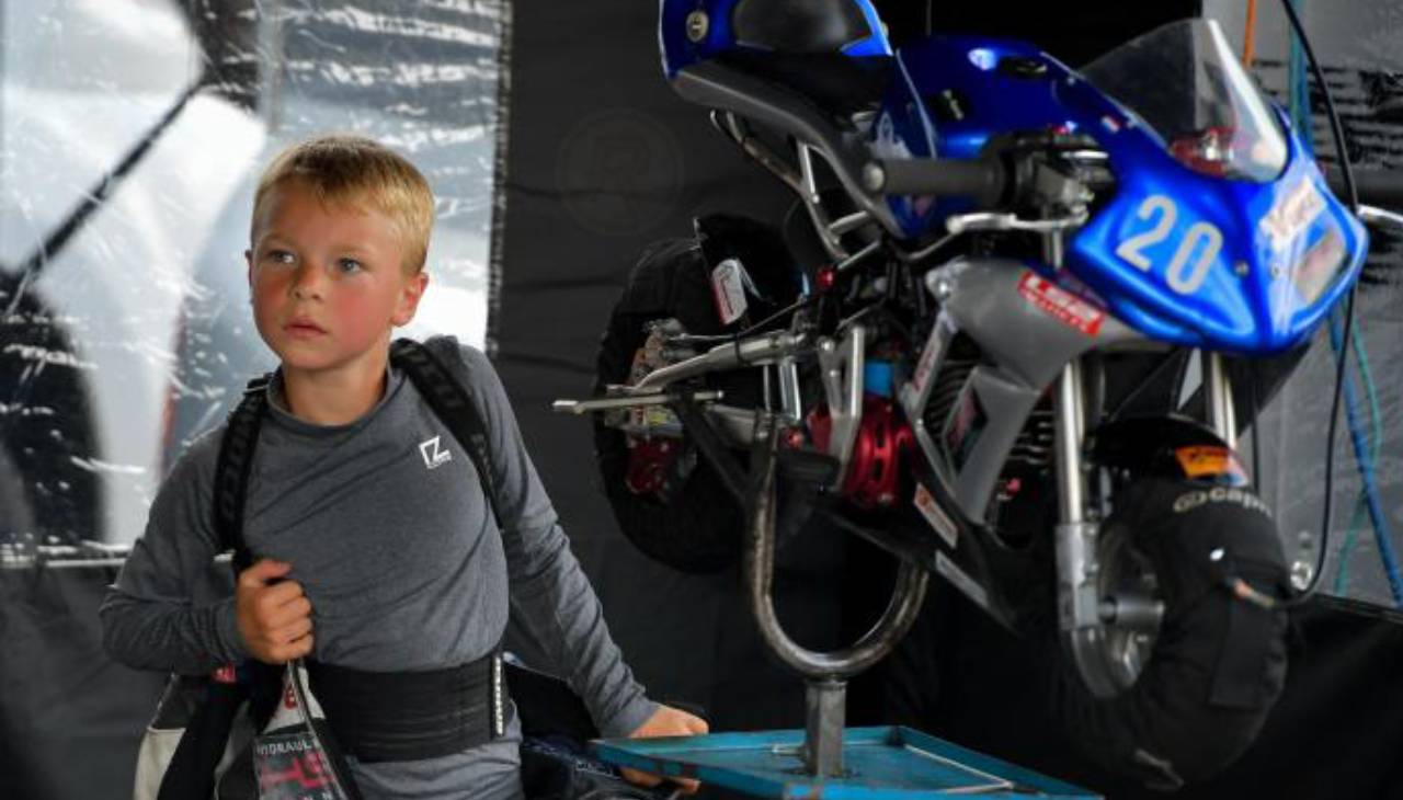 'Geleceğin yıldızı'ydı: 7 yaşındaki motosiklet yarışçısı feci kazada hayatını kaybetti