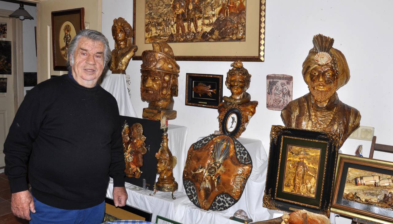 Ünlü ressam Nedim Celkan evinde ölü bulundu