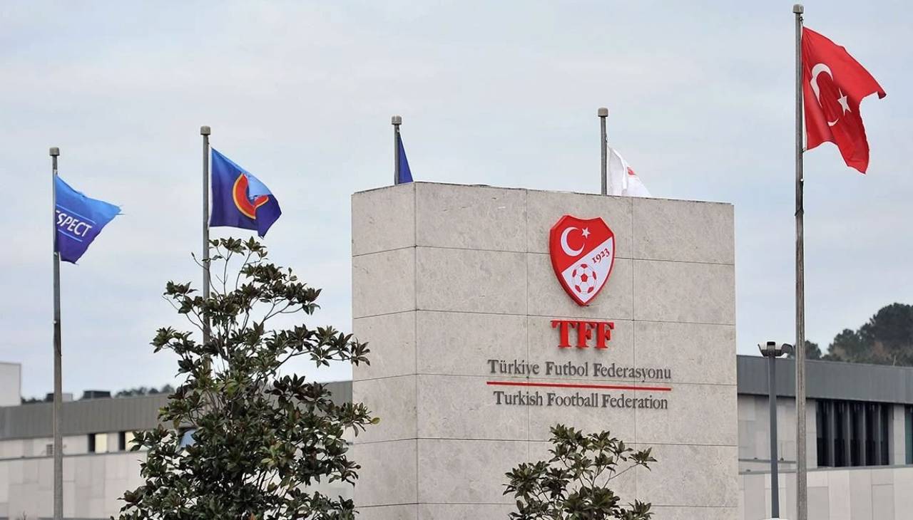 TFF'den harcama limiti kararı: Yüzde 30'luk sapma iptal edildi
