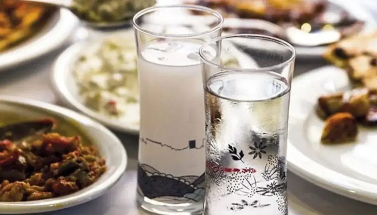 Bir rakı grubuna daha zam geldi