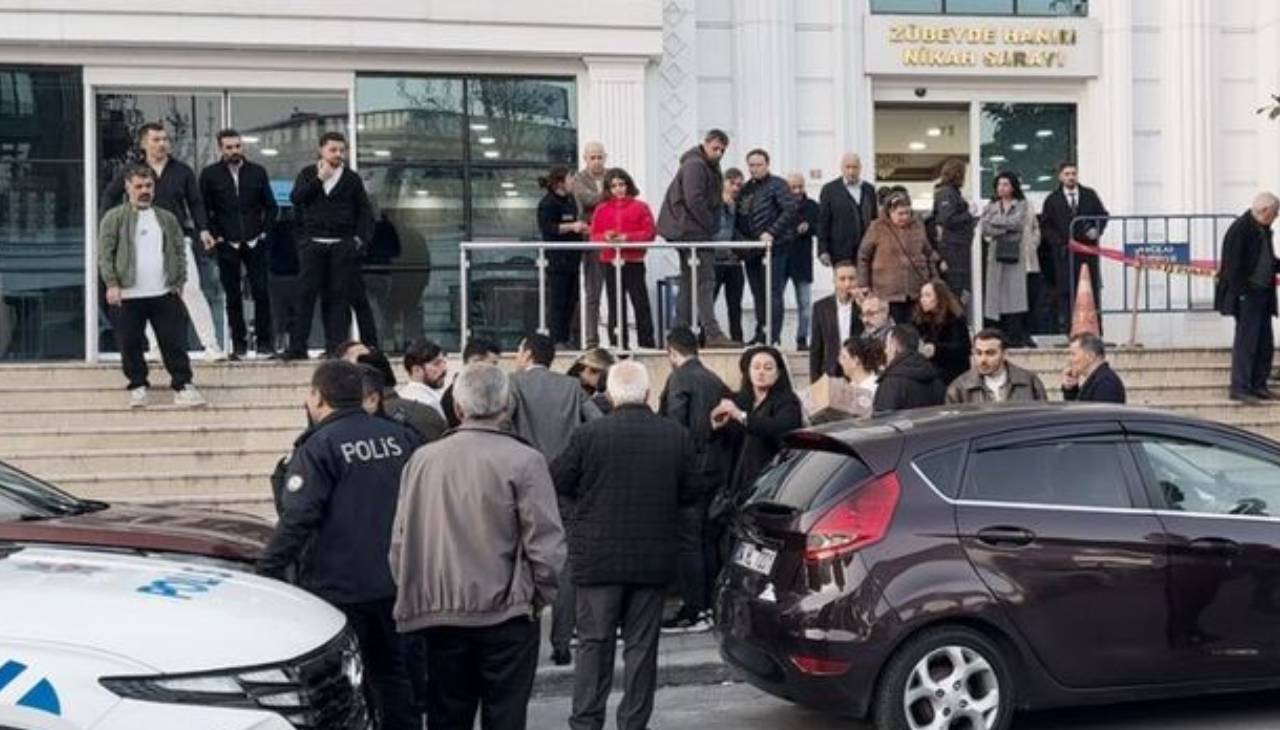 Avcılar'da nikah salonuna silahlı saldırı! Gelin ve damat hedef alındı