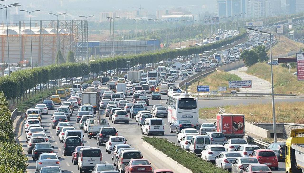 Ankara'da yarın bazı yollar trafiğe kapatılacak