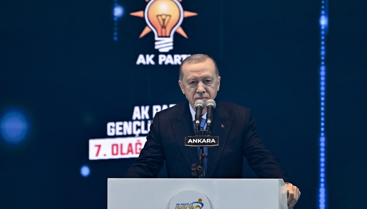 Cumhurbaşkanı Erdoğan LGBTİ'leri işaret etti: 'Bu sapkınlıkla mücadele ediyoruz'