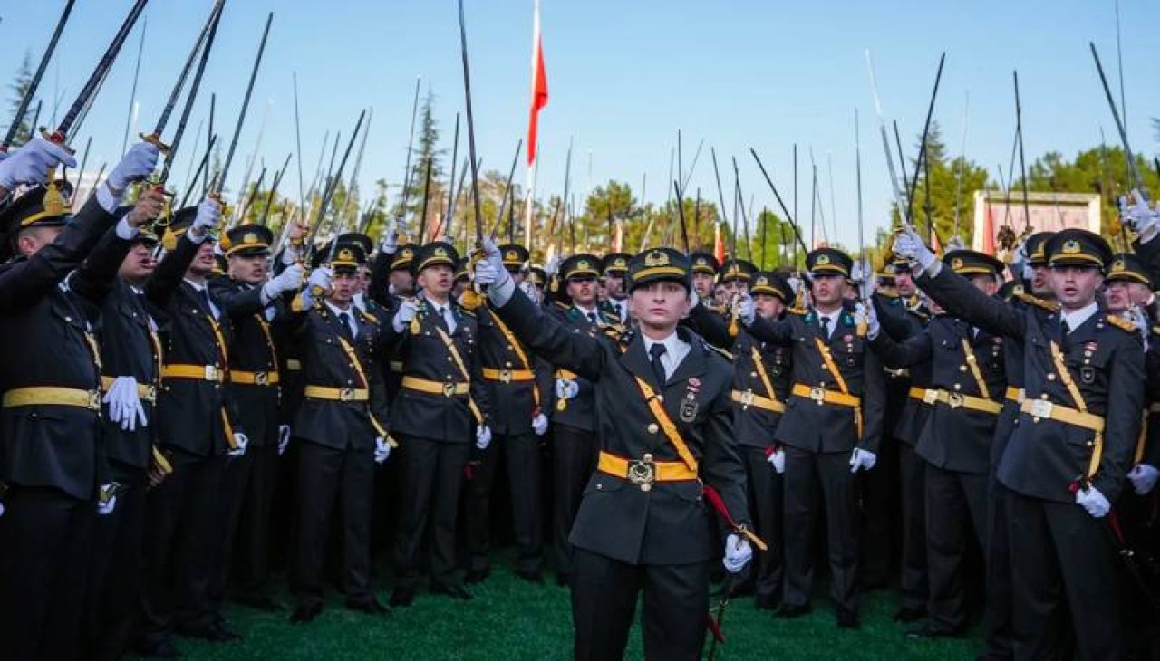 Milli Savunma Bakanlığı’ndan teğmenler duyurusu: Karar bugün açıklanacak