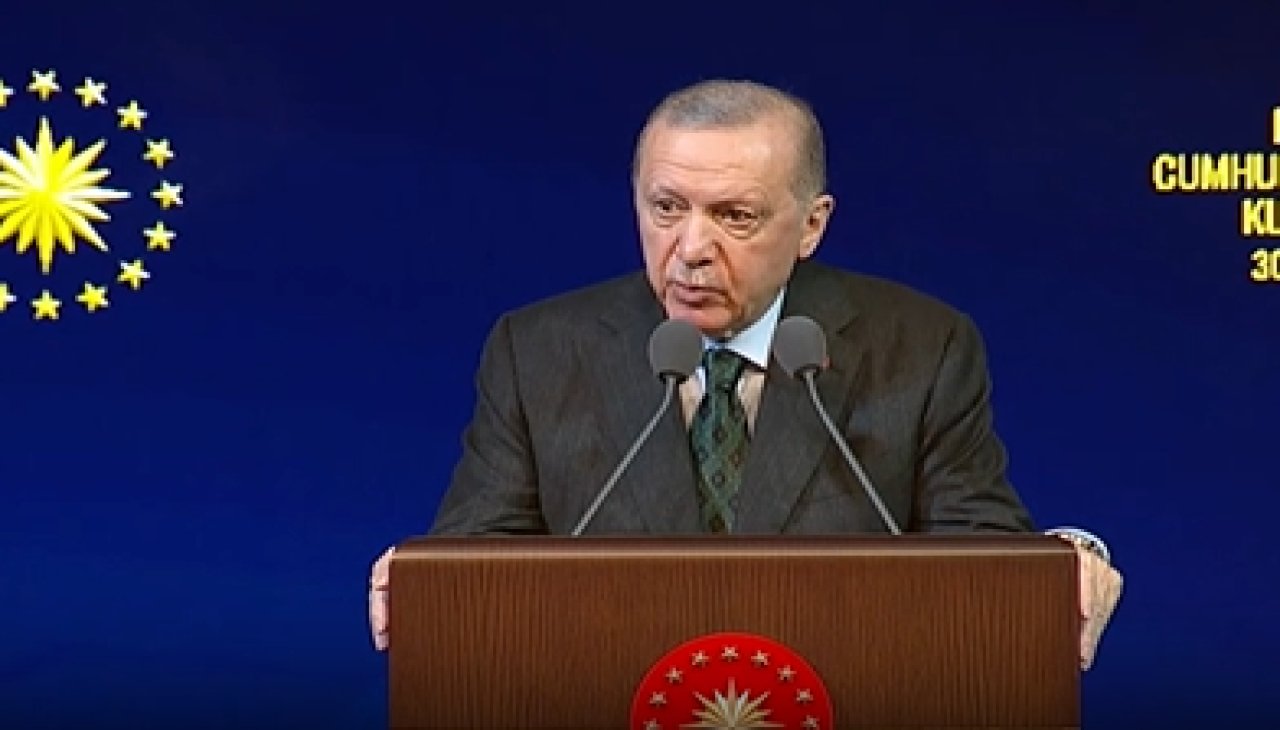 Cumhurbaşkanı Erdoğan'dan yargı bağımsızlığı mesajı: 'Kimse hukukun üstünde değildir'