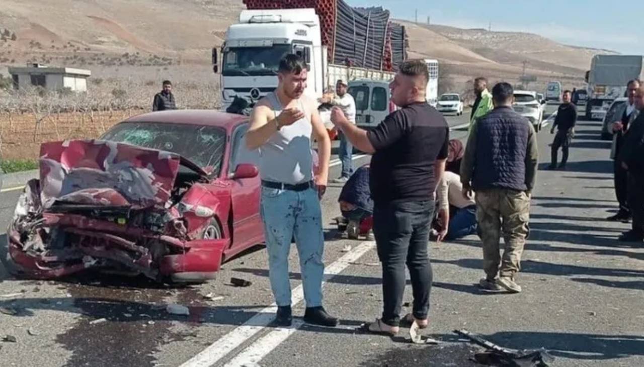 Şanlıurfa'da feci kaza: 9 yaralı