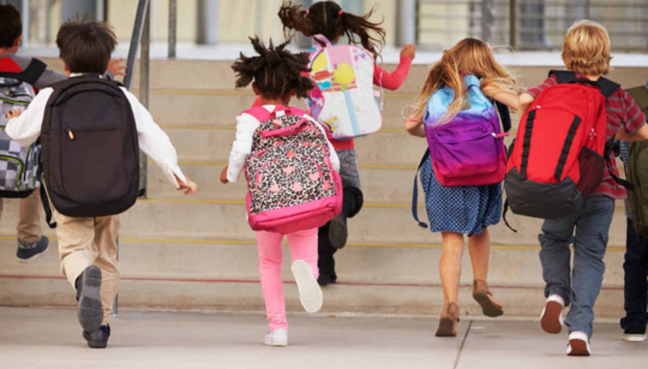 Ölüm riski var! Bakanlık yasakladı: Çocuk çantası piyasadan toplatılıyor