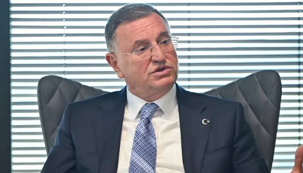 Lütfü Savaş, CHP kurultayının iptali için dava açtı