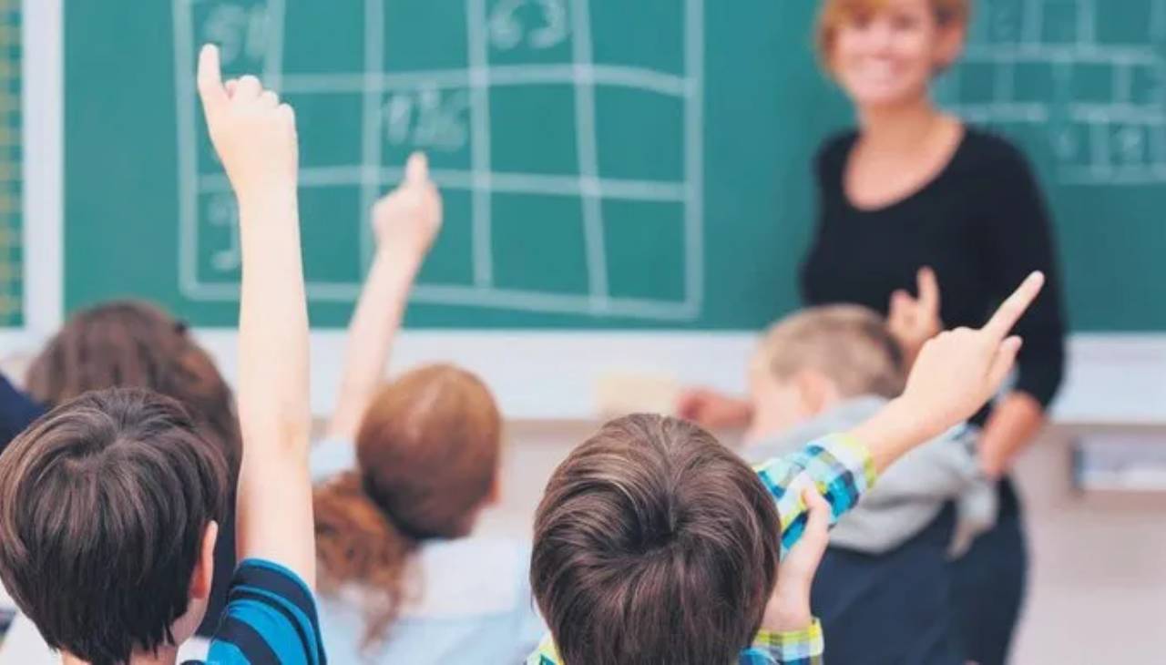 Bakan Tekin'den eğitimde yeni dönem sinyali: 12 yıllık zorunlu eğitim değişiyor mu?