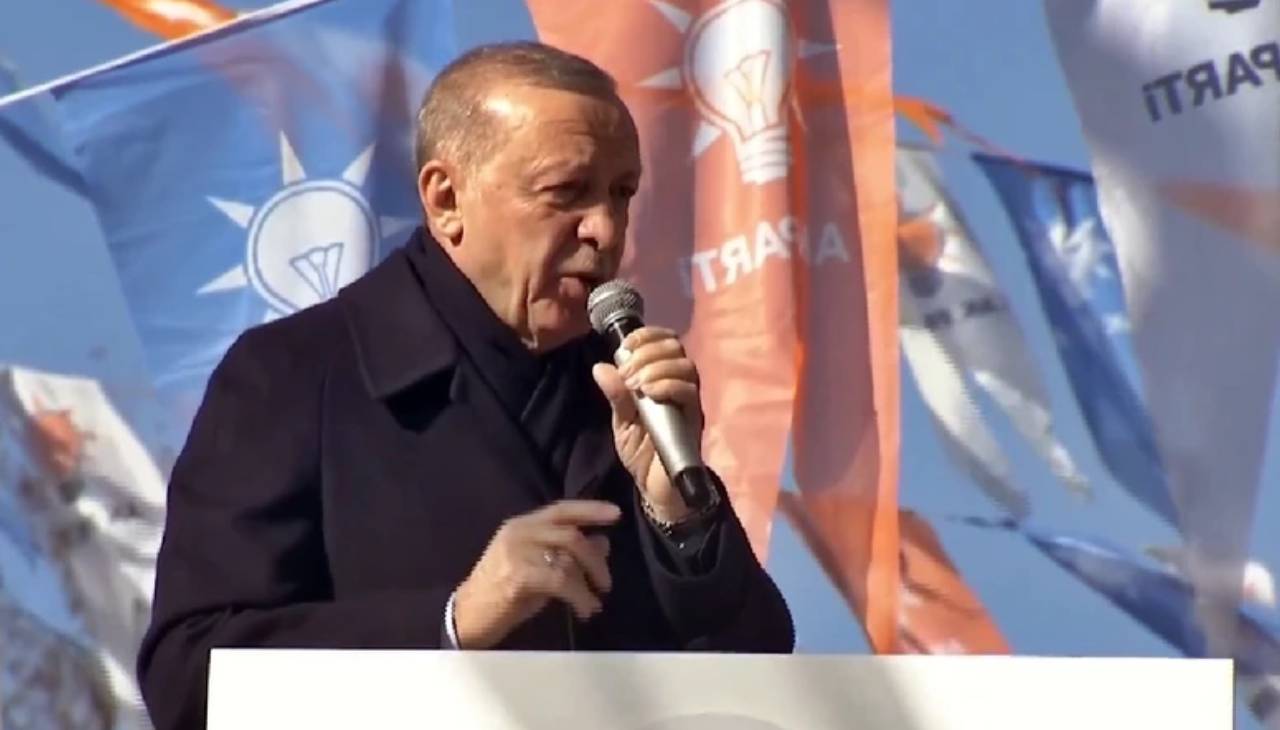 Cumhurbaşkanı Erdoğan'dan 'şaibesiz' kongre mesajı