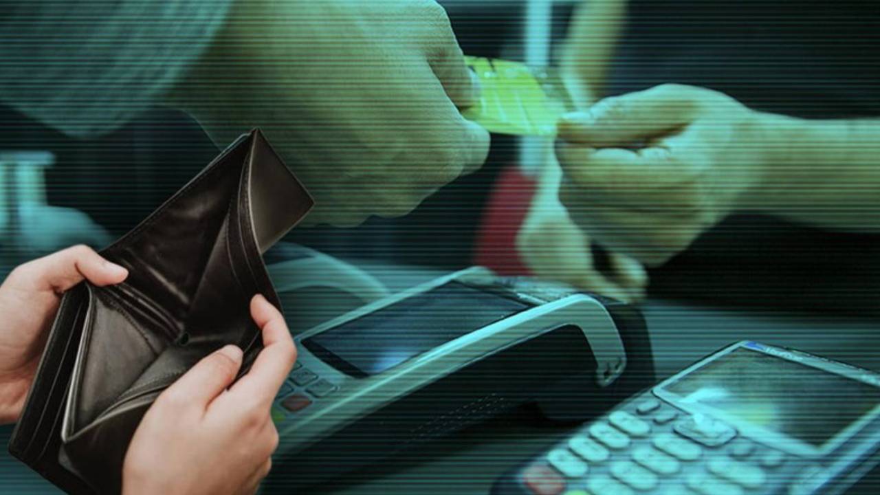 Cüzdanlar boşaldı, kartlı ödemeler patladı